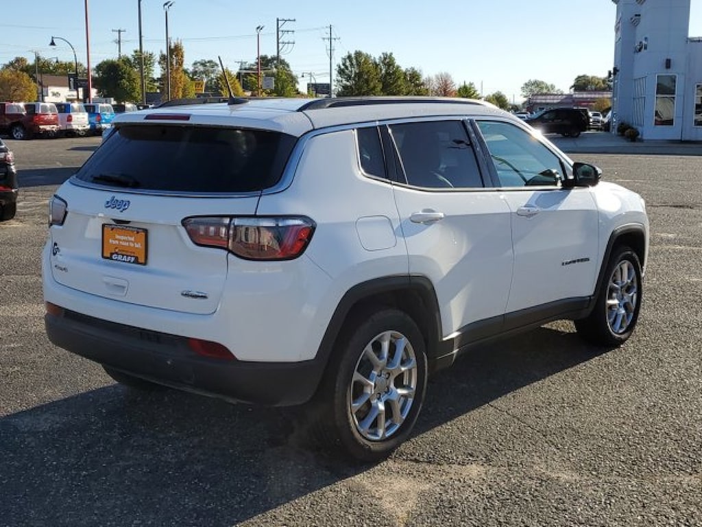 Used 2022 Jeep Compass Latitude Lux SUV