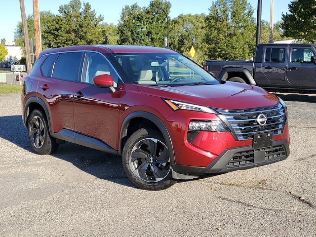 Used 2024 Nissan Rogue SV SUV