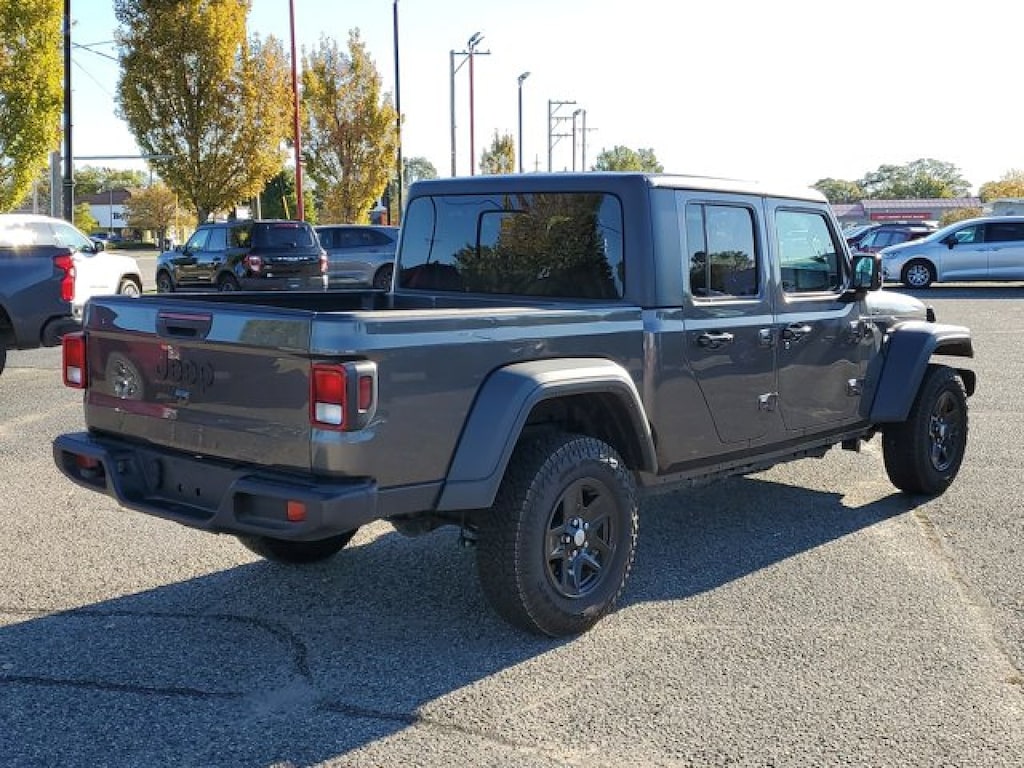 Used 2023 Jeep Gladiator Sport S Pickup Truck