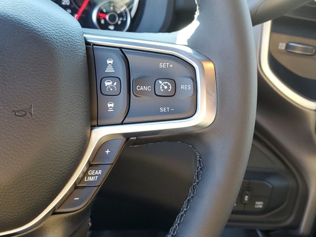 2026 RAM 2500 Big Horn - Photo 13