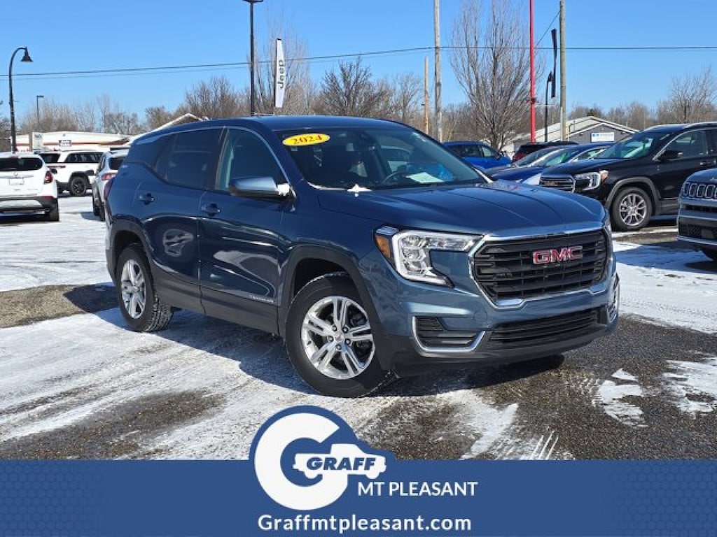 Used 2024 GMC Terrain SLE SUV