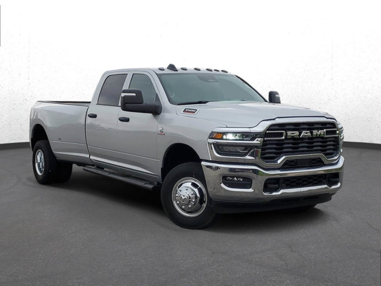 2026 RAM 3500 Tradesman 4X4 Crew Cab LWB's photo