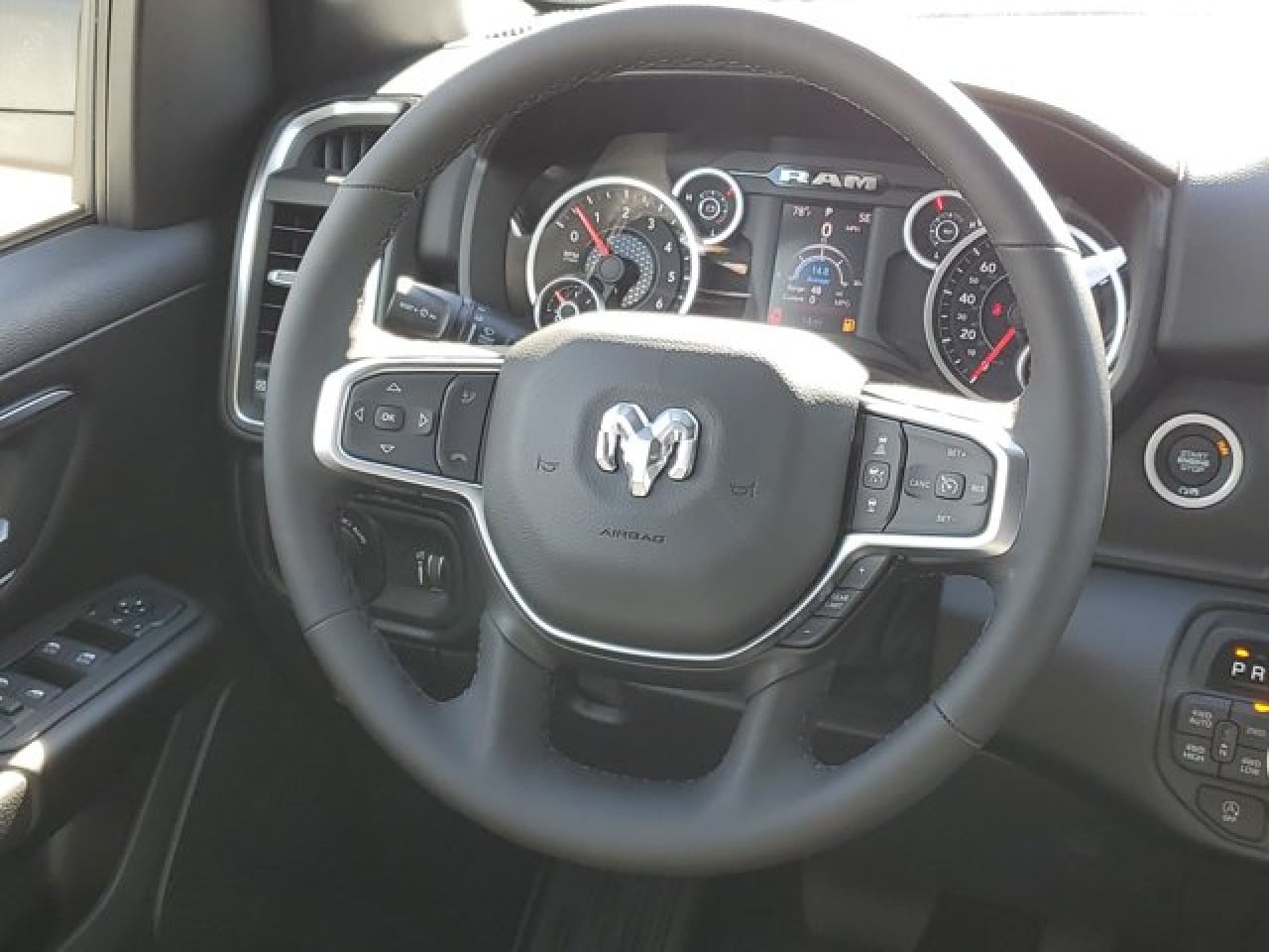 2026 RAM 1500 Big Horn/Lone Star - Photo 24