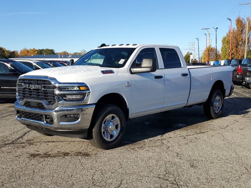 New 2026 Ram 3500 TRADESMAN CREW CAB 4X4 8' BOX Pickup