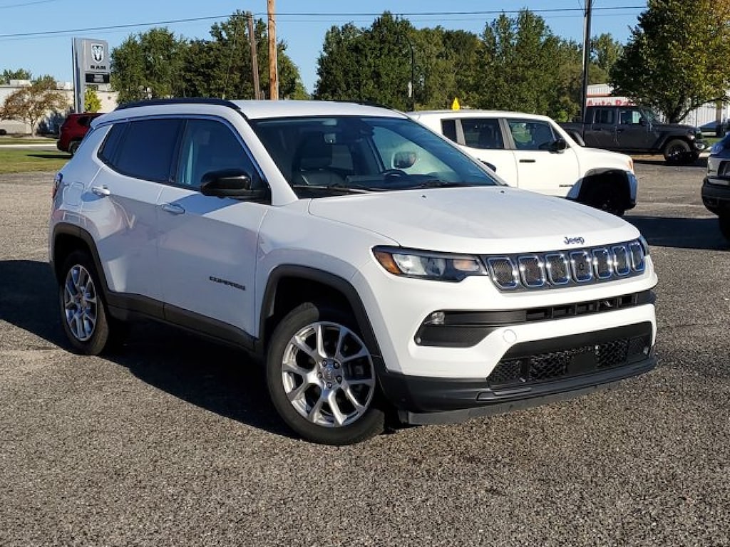 Used 2022 Jeep Compass Latitude Lux SUV