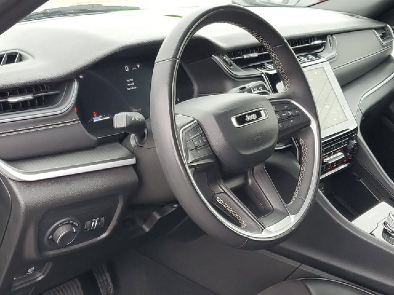 2024 Jeep Grand Cherokee L Altitude - Photo 7