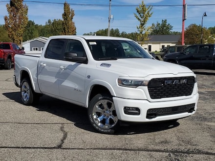 2026 Ram 1500 BIG HORN CREW CAB 4X4 5'7 BOX Pickup