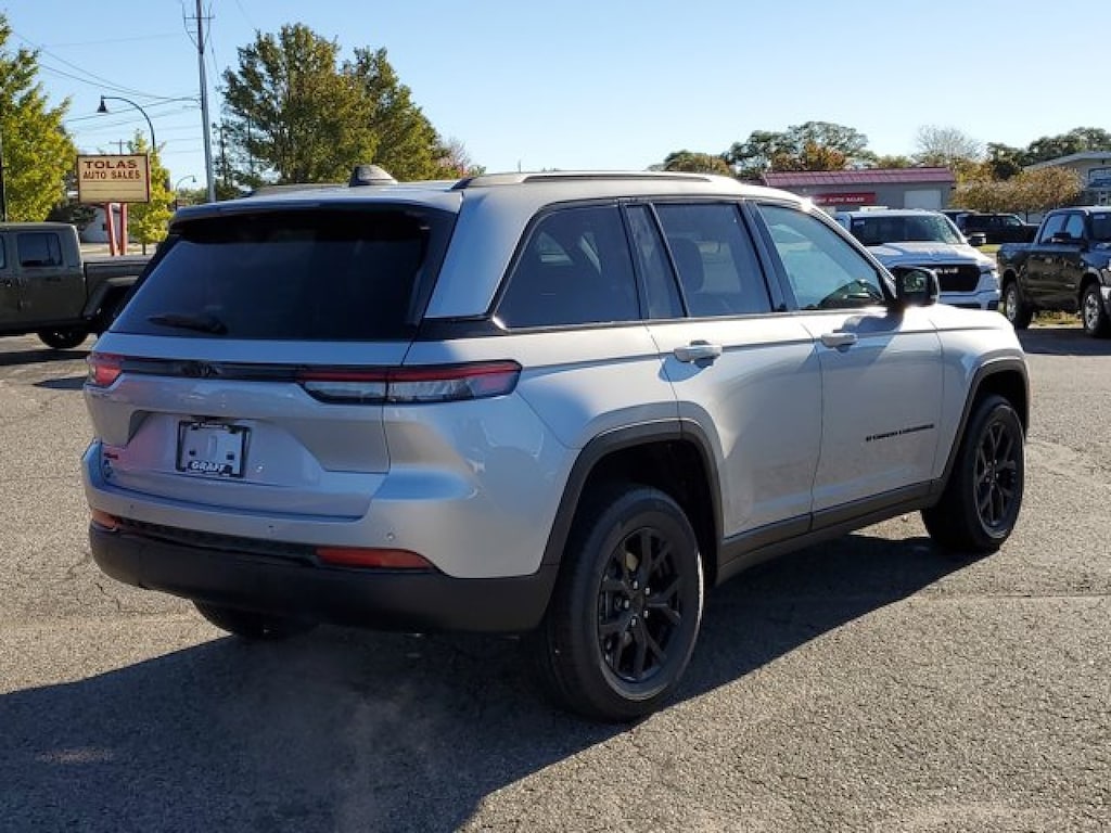 New 2025 Jeep Grand Cherokee ALTITUDE X 4X4 Sport Utility