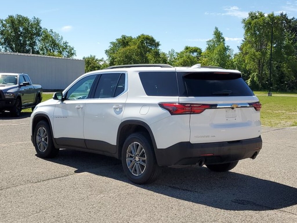 Used 2023 Chevrolet Traverse LT Cloth SUV