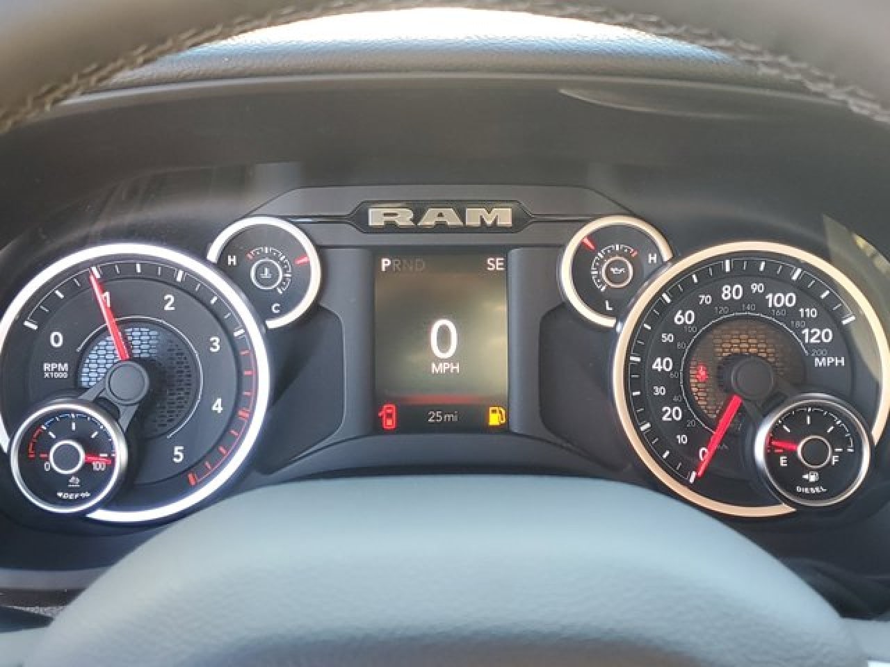 2026 RAM 2500 Big Horn - Photo 9