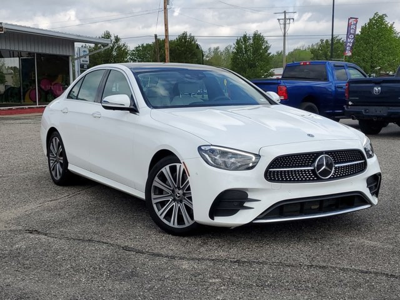 2021 Mercedes-Benz E-Class E350 4MATIC's photo