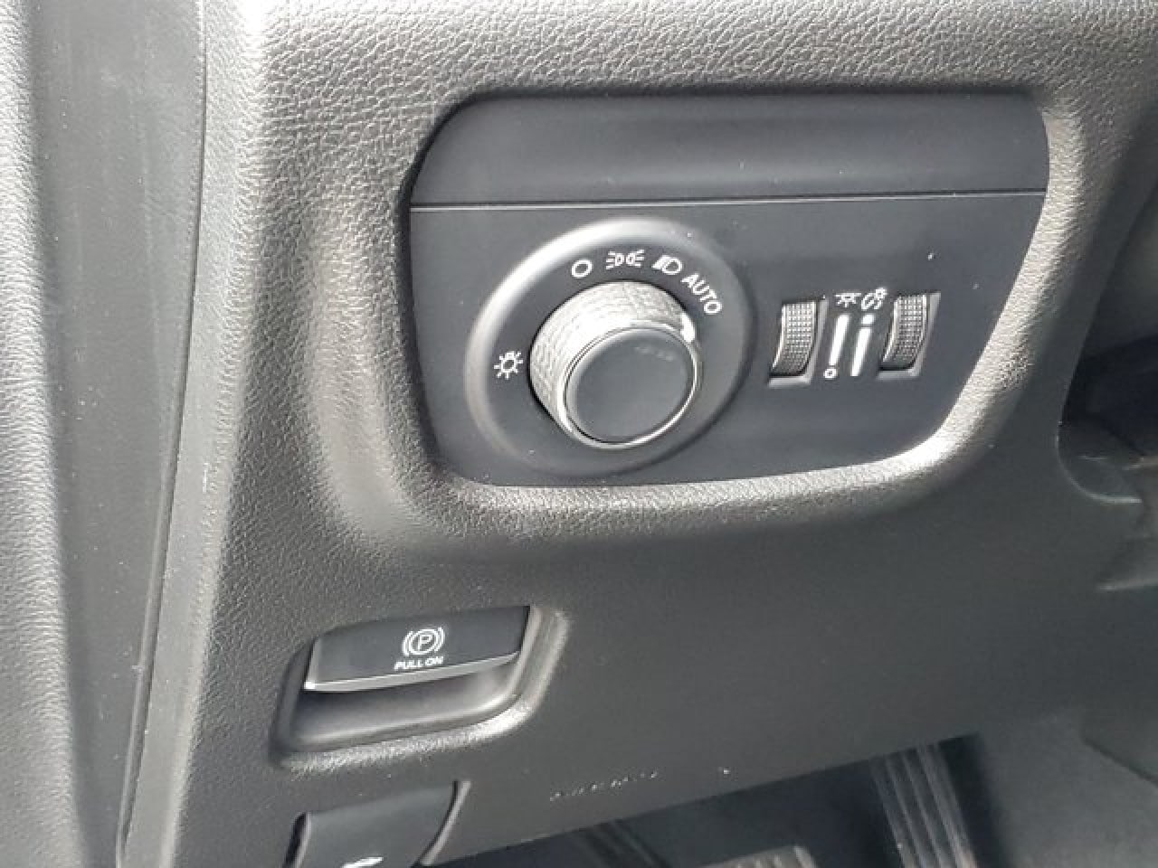 2024 Jeep Grand Cherokee L Altitude - Photo 8