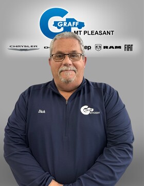 Staff member Dick Cook from ID_a75052