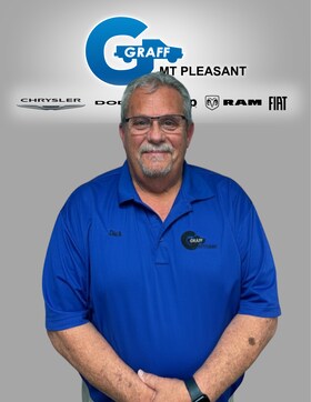 Staff member Dick Cook from ID_a75052