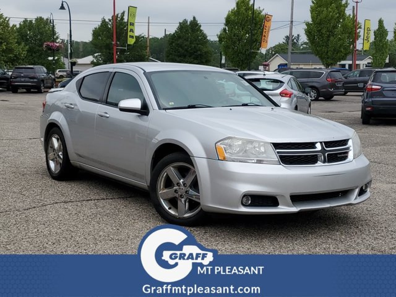 2012 Dodge Avenger SXT Plus's photo
