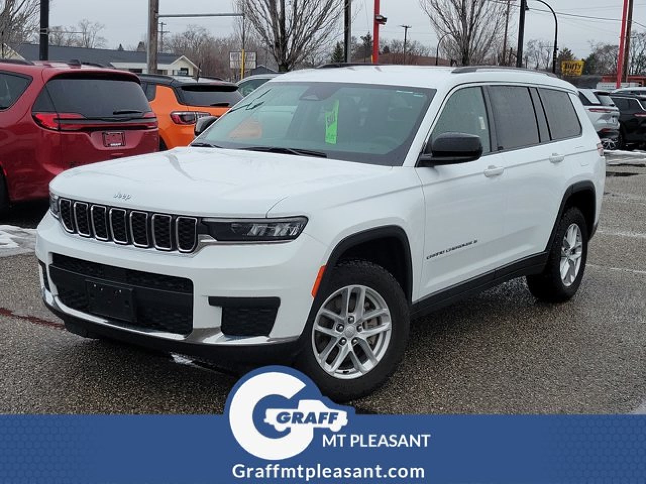 2023 Jeep Grand Cherokee L Laredo's photo