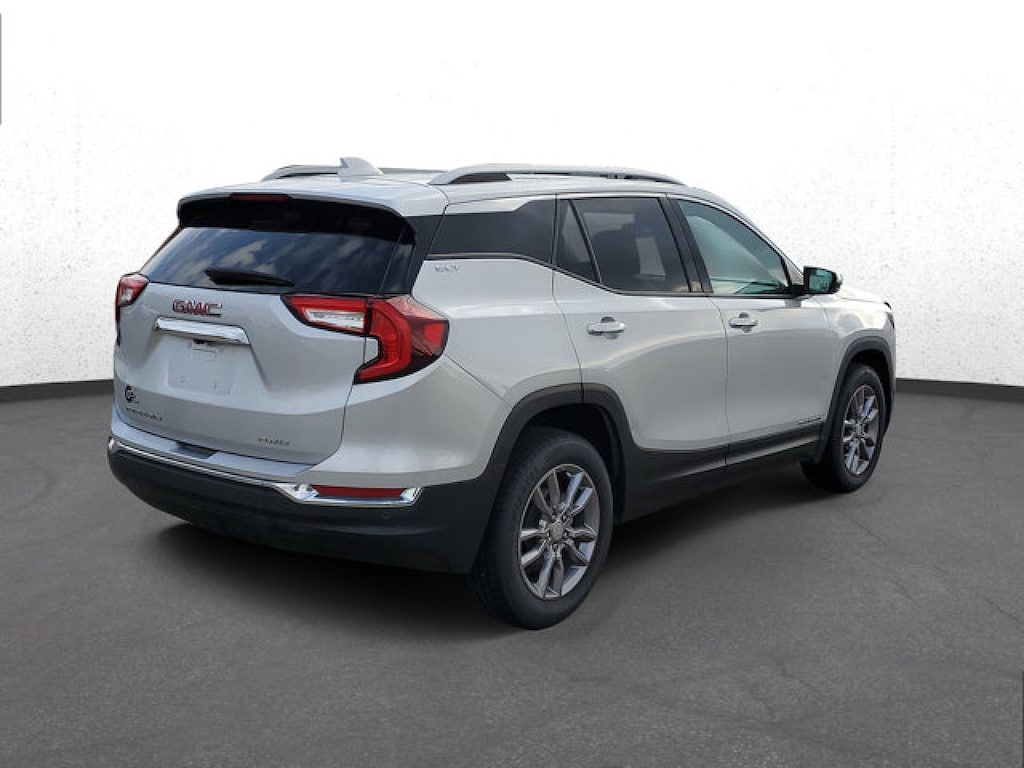Used 2022 GMC Terrain SLT SUV