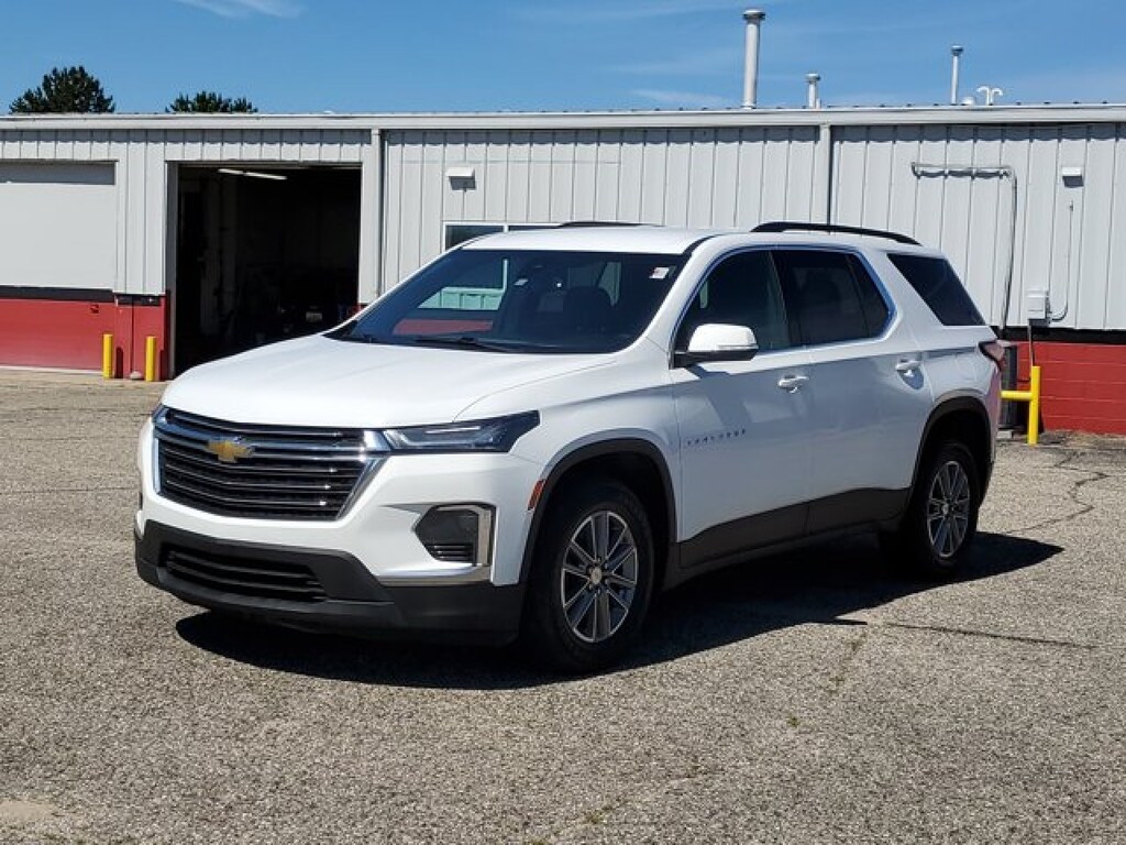 Used 2023 Chevrolet Traverse LT Cloth SUV