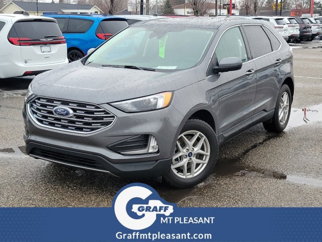 2022 Ford Edge SEL's photo