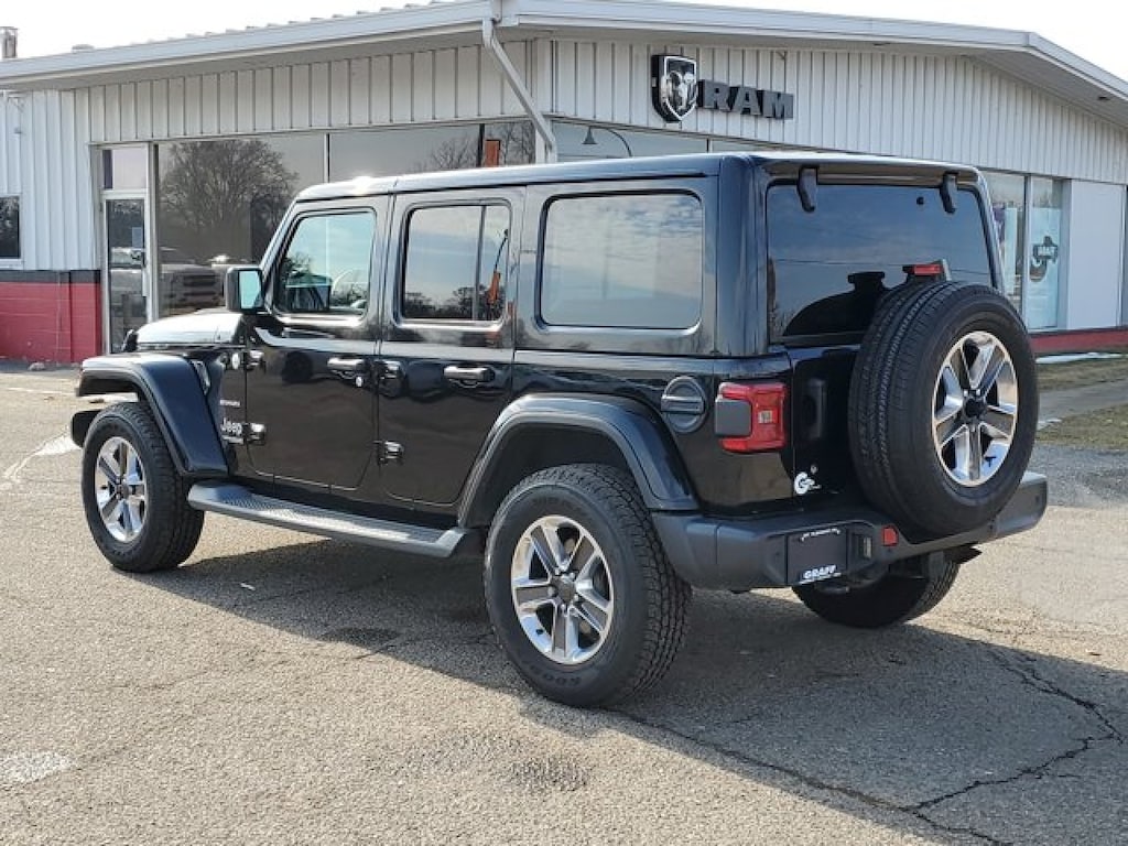 Used 2019 Jeep Wrangler Unlimited Sahara SUV