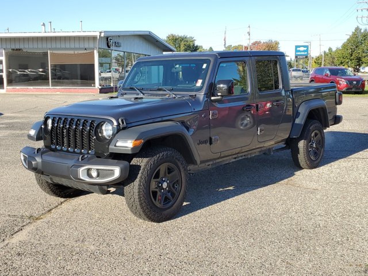 2023 Jeep Gladiator Sport S photo 2