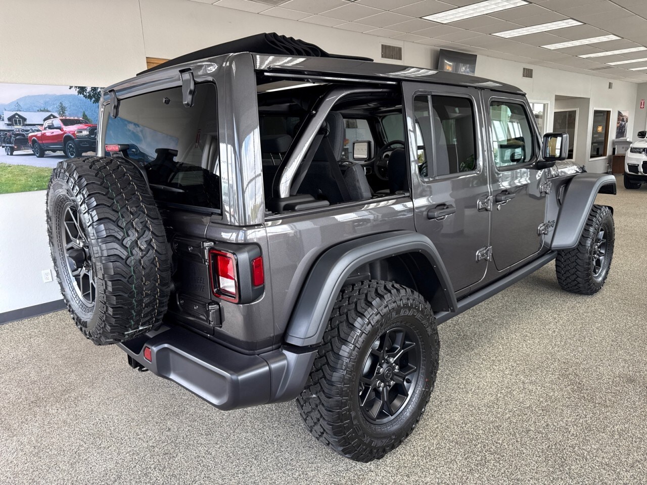 2025 Jeep Wrangler Willys photo 4
