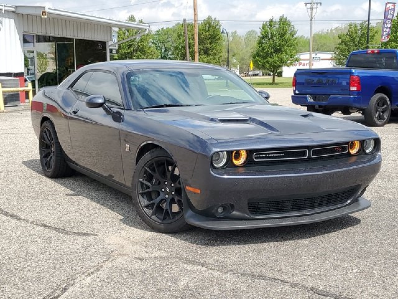2017 Dodge Challenger Scat Pack's photo