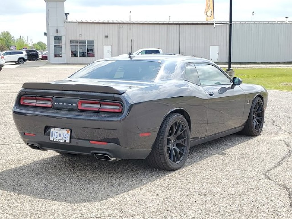 Used 2017 Dodge Challenger R/T Scat Pack Coupe