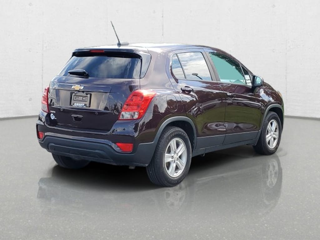 Used 2021 Chevrolet Trax LS SUV