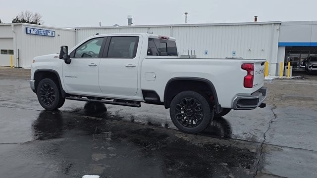 2025 Chevrolet Silverado 2500 HD LT - Photo 6