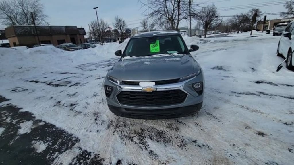 Used 2024 Chevrolet Trailblazer LS SUV