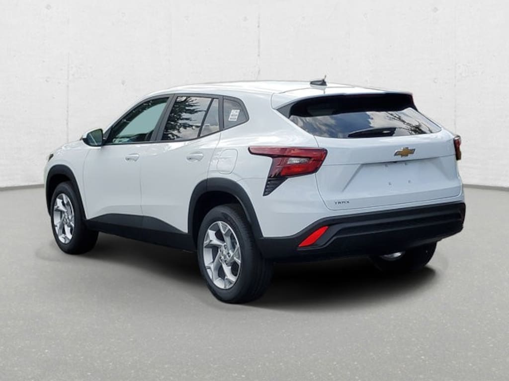 New 2026 Chevrolet Trax LS SUV
