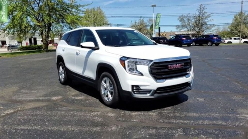 Used 2024 GMC Terrain SLE SUV