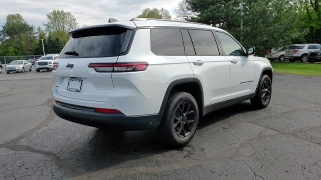 2024 Jeep Grand Cherokee L Altitude - Photo 8