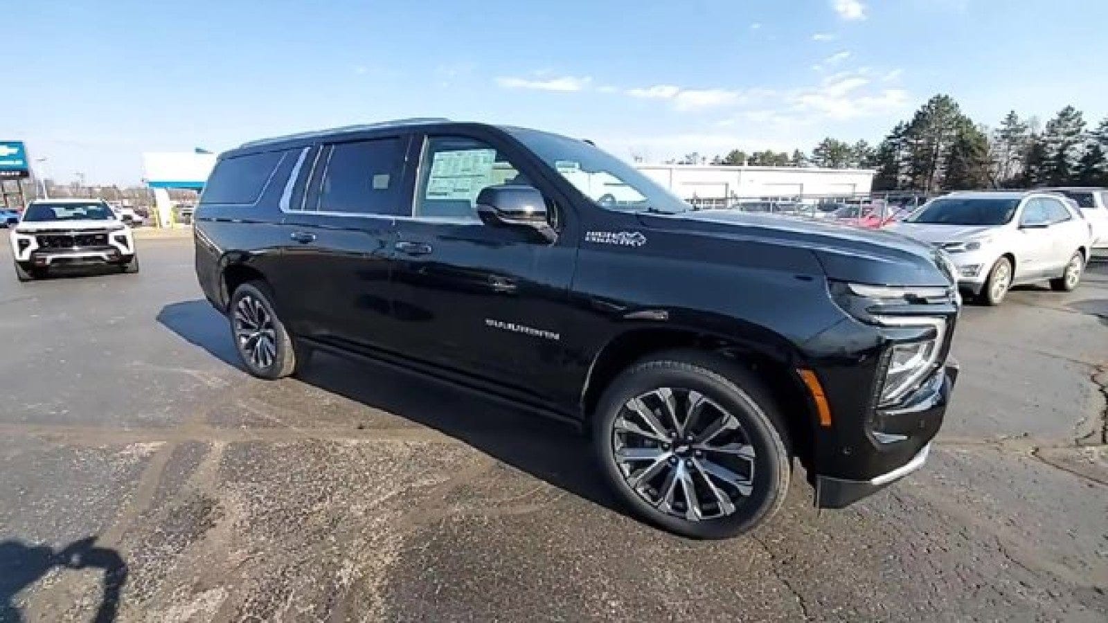 2025 Chevrolet Suburban High Country - Photo 45