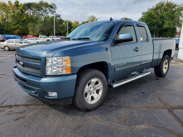 Used 2011 Chevrolet Silverado 1500 LT with VIN 1GCRKSE33BZ405302 for sale in Mount Pleasant, MI