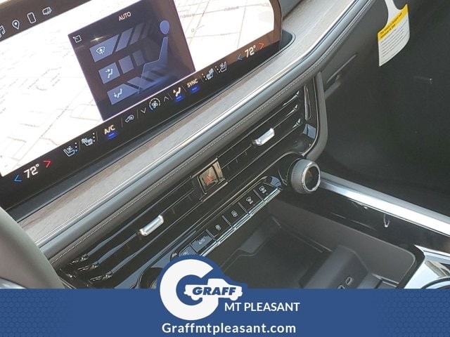 2025 Chevrolet Suburban High Country - Photo 18