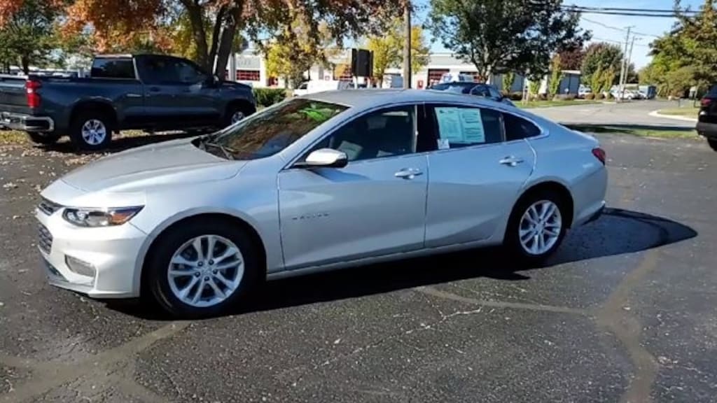 Used 2018 Chevrolet Malibu LT Car