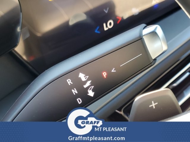 2027 Chevrolet Traverse LT - Photo 11