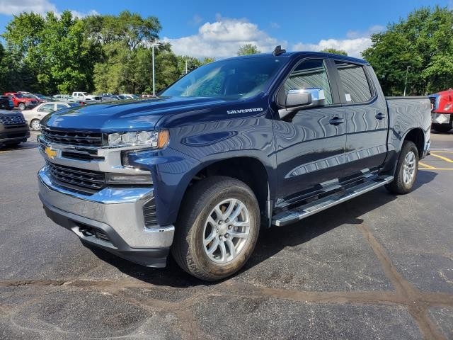 Used 2021 Chevrolet Silverado 1500 LT with VIN 1GCPYJEK7MZ433520 for sale in Mount Pleasant, MI