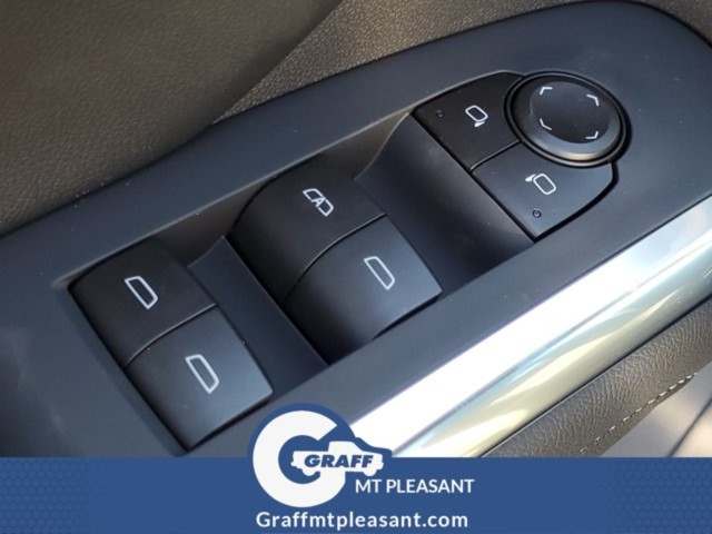2027 Chevrolet Traverse LT - Photo 22