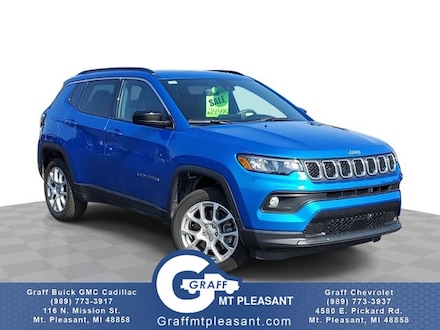 2023 Jeep Compass Latitude Lux FWD SUV 2023 Jeep Compass Latitude Lux FWD SUV