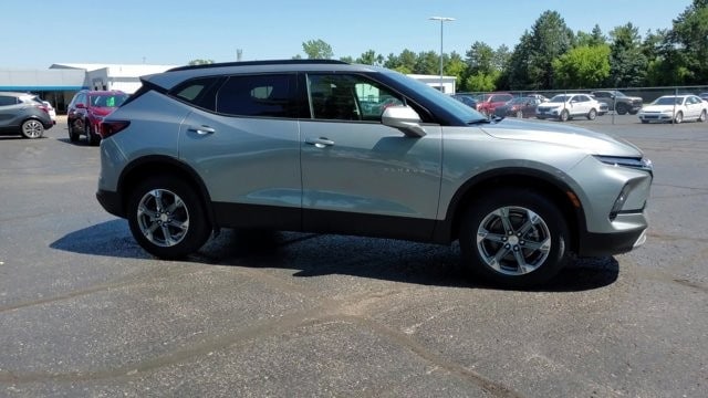 2026 Chevrolet Blazer 2LT - Photo 9