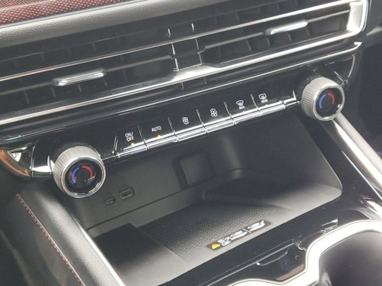 2025 Chevrolet Traverse RS - Photo 53