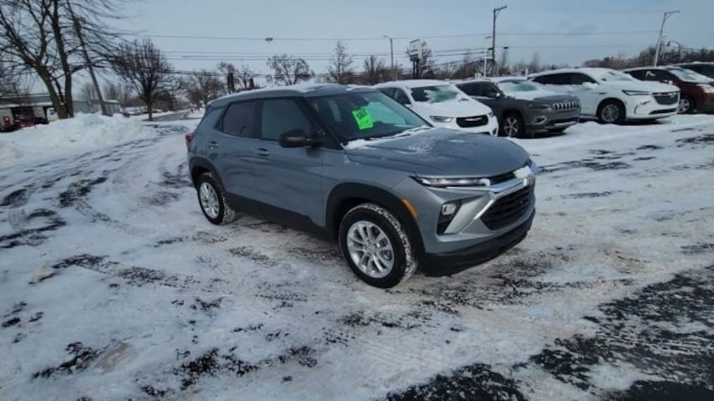 Used 2024 Chevrolet Trailblazer LS SUV