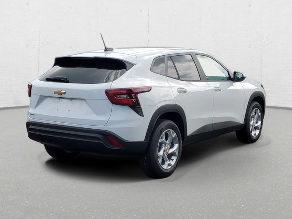 New 2026 Chevrolet Trax LS SUV