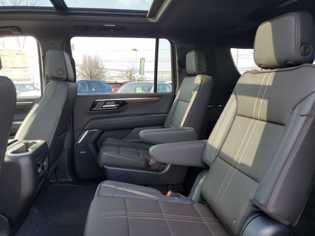2025 Chevrolet Suburban High Country - Photo 26
