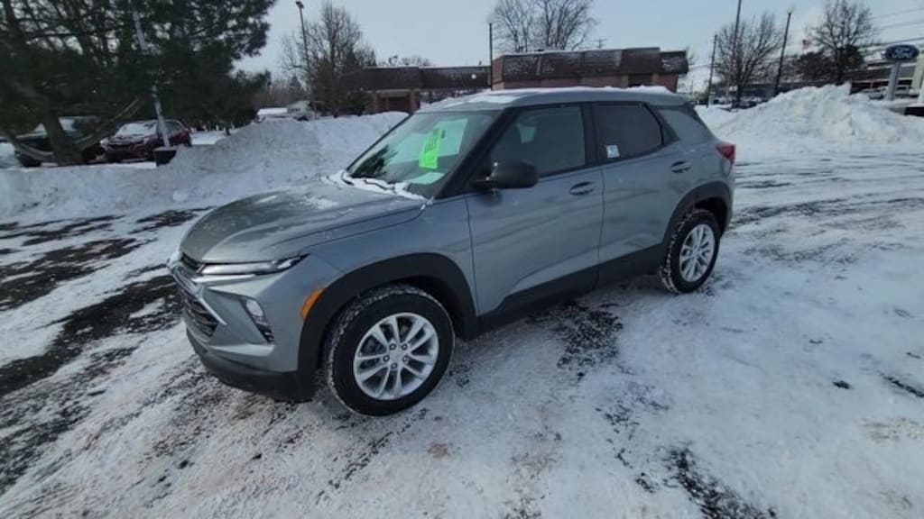 Used 2024 Chevrolet Trailblazer LS SUV