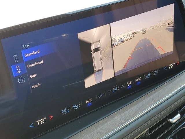 2025 Chevrolet Suburban High Country - Photo 15