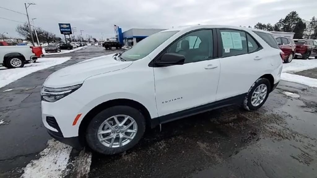 Used 2022 Chevrolet Equinox LS SUV